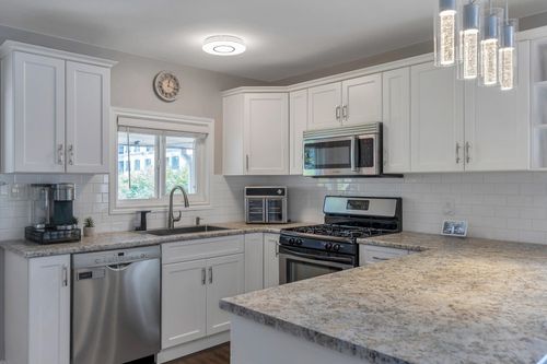 221 Lebleu St, Coquitlam, BC, V3K4L7 | Card Image