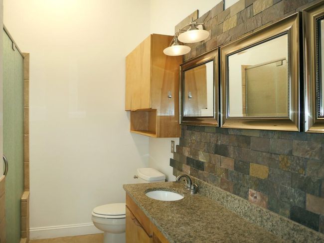 Photo #20 | Image 20