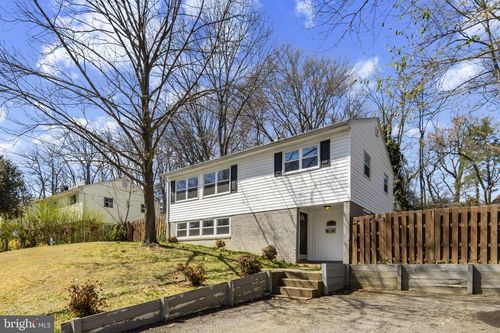 13312 Maple Leaf Ln, WOODBRIDGE, VA, 22191-1819 | Card Image