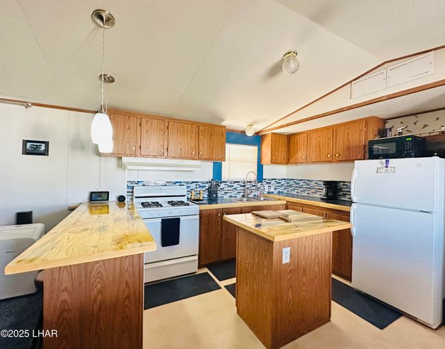LOT-18 - 200 N Moon Mountain Ave, House other with 3 bedrooms, 2 bathrooms and null parking in Quartzsite AZ | Image 7