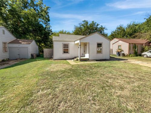 3412 Lynnfield Drive, Fort Worth, TX, 76103 | Card Image