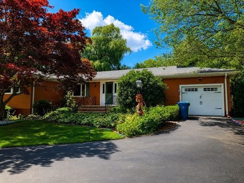 7 Fred St, Burlington, MA, 01803-4507 | Card Image