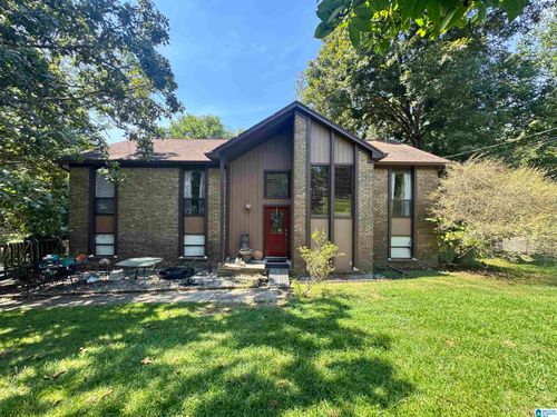 545 Southern Hills Dr, CALERA, AL, 35040-4830 | Card Image
