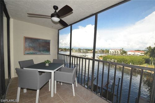 235-271 Southbay Dr, NAPLES, FL, 34108-2364 | Card Image