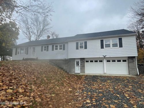 1-154 Weatherwax Rd, Poestenkill, NY, 12140-2710 | Card Image