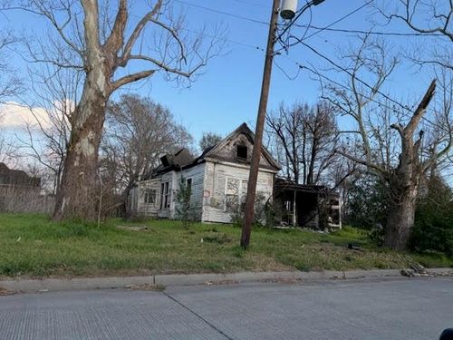 548 2nd St., Beaumont, TX, 77701 | Card Image