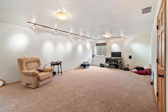 20303 E Happy Trails Ln, House other with 5 bedrooms, 4 bathrooms and null parking in Otis Orchards WA | Image 32