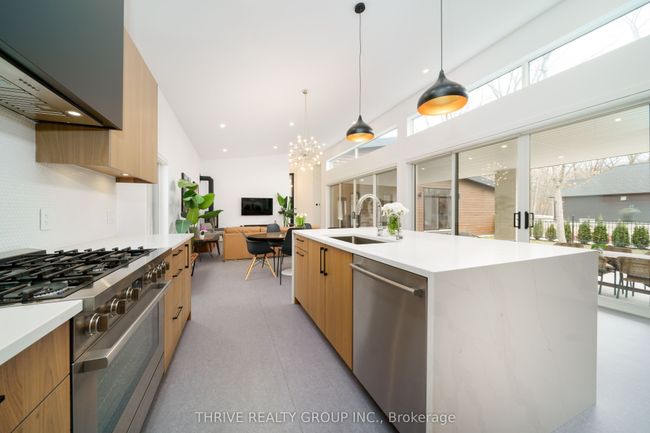 10107 Pinery Bluffs Rd, House other with 4 bedrooms, 4 bathrooms and 10 parking in Grand Bend ON | Image 20