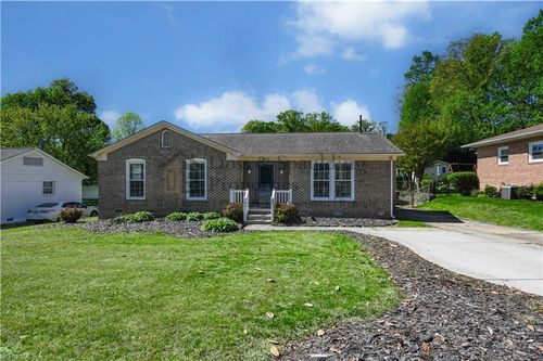 4407 Pennydale Dr, Greensboro, NC, 27407-3039 | Card Image