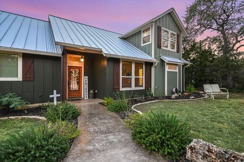 8305 Ozark Dr, San Marcos, TX, 78666-1766 | Card Image