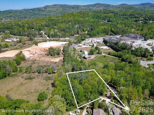 99999 Hicks Mountain Rd, Hendersonville, NC, 28792 | Card Image