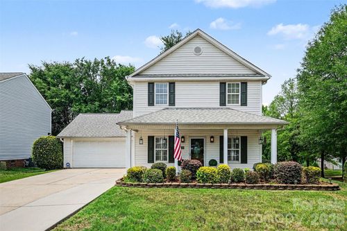 5520 Lemley Rd Nw, Concord, NC, 28027-6571 | Card Image