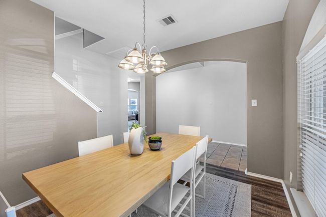 Dining room. | Image 18