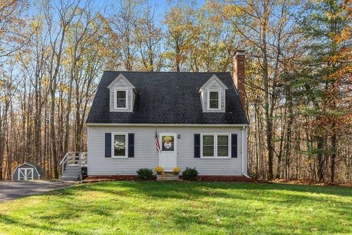 7 Glen Ellen Ln, Rochdale, MA, 01542-1223 | Card Image