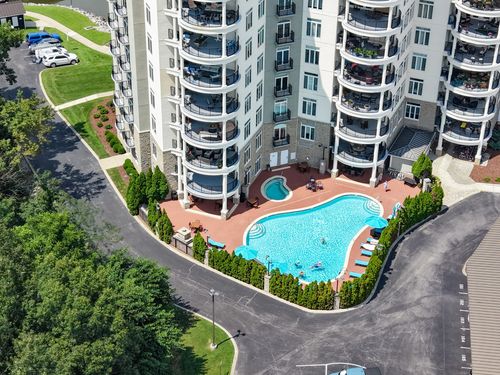 215-400 Warioto Way, Ashland City, TN, 37015-1359 | Card Image