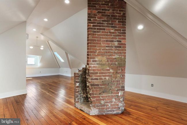 408 W King St, Home with 0 bedrooms, 4 bathrooms and null parking in MARTINSBURG WV | Image 57