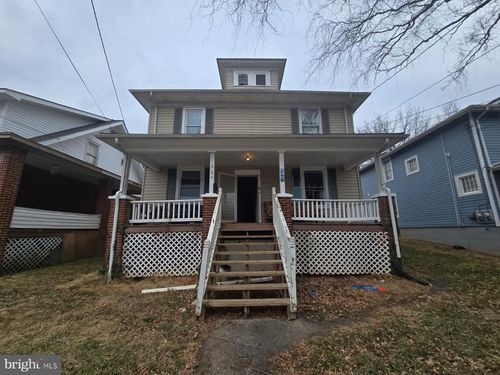 666 Montrose Ave Se, Roanoke, VA, 24013-2411 | Card Image
