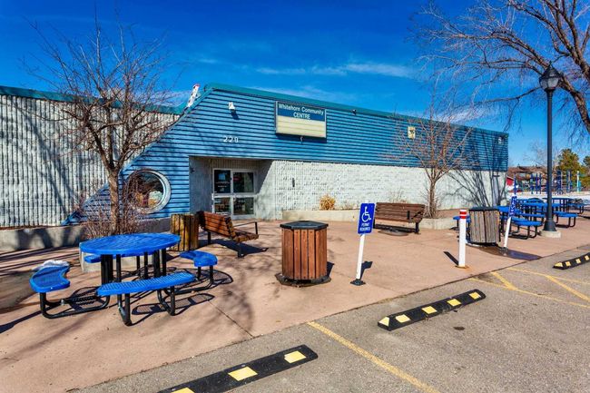 647 Whiteridge Way Ne, Home with 5 bedrooms, 2 bathrooms and 2 parking in Calgary AB | Image 27
