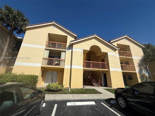 apt-804-7680 Westwood Dr, Tamarac, FL, 33321-2343 | Card Image