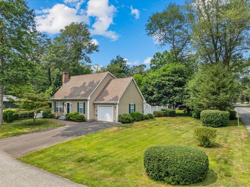 1 Epsilon Ave, Old Lyme, CT, 06371-1206 | Card Image