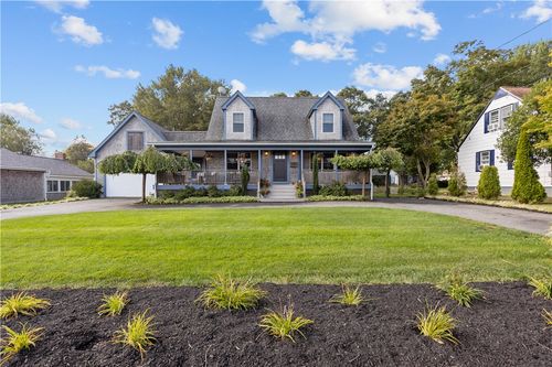 139 Durfee Rd, Tiverton, RI, 02878-1654 | Card Image