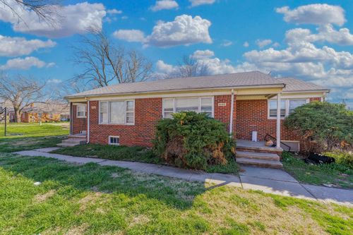 6142 E Harry St, Wichita, KS, 67218-3828 | Card Image