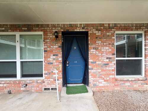 105-518 N Rogers St, Waxahachie, TX, 75165-3371 | Card Image