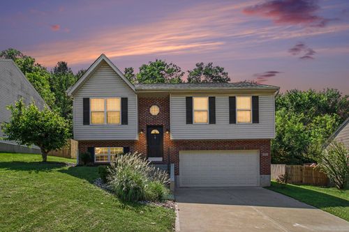 2067 Gribble Dr, Covington, KY, 41017-9755 | Card Image