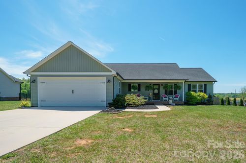 3923 Ritchie Rd, Lincolnton, NC, 28092-9571 | Card Image