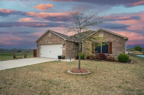 23300 Jewell Dr, Claremore, OK, 74019-2303 | Card Image