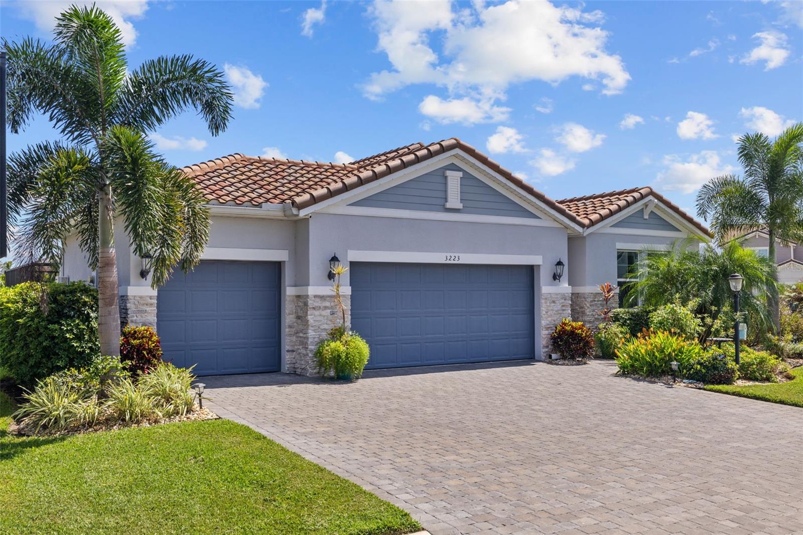Big Sky Way, Bradenton, FL 34211