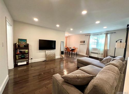 b-224-33 Kingsbury Ave, Oakland Gardens, NY, 11364-3626 | Card Image