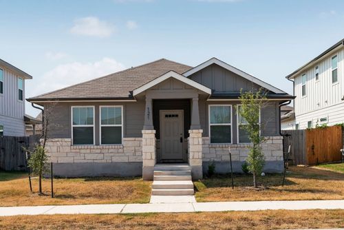 121 Oakdale Meadows Ln, Hutto, TX, 78634-2388 | Card Image