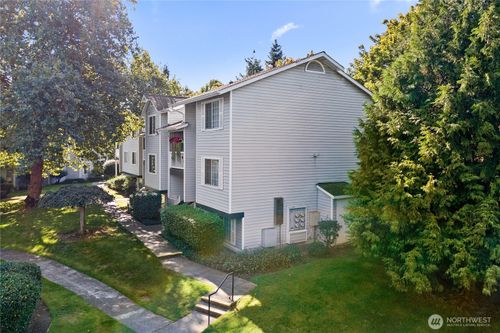 apt-m103-7453 Newcastle Golf Club Rd, Newcastle, WA, 98059-3187 | Card Image