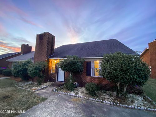 b-1206 Peyton Cir, Greenville, NC, 27834-8231 | Card Image