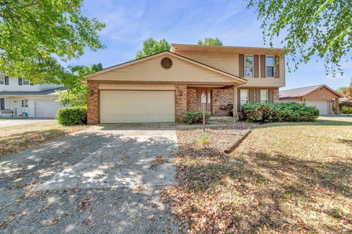 3471 Treehouse Ln, Canal Winchester, OH, 43110-9435 | Card Image