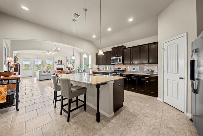 22607 Ebbets Field Dr, House other with 3 bedrooms, 2 bathrooms and 2 parking in Spring TX | Image 6