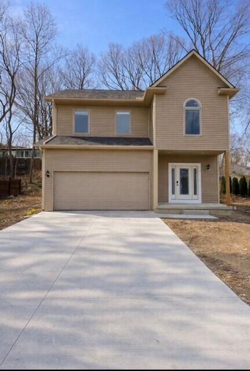 2544 Eastlawn St, Ypsilanti, MI, 48197-1931 | Card Image