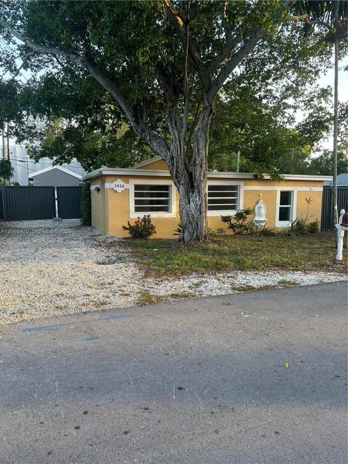 0-1416 Sw 33rd Ct, Fort Lauderdale, FL, 33315 | Card Image