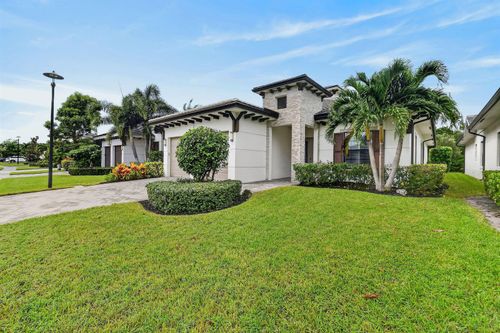 2948 Gin Berry Way, West Palm Beach, FL, 33401-6363 | Card Image