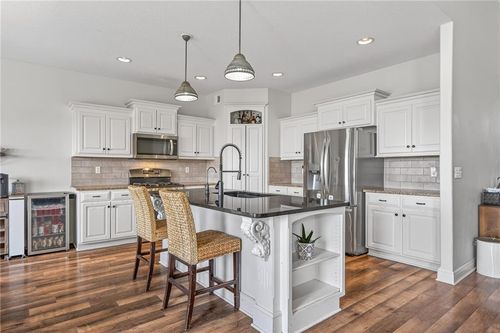 509 Sycamore Rd, Greenwood, MO, 64034-8939 | Card Image