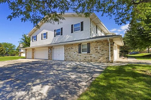104-8631 31st Court, Kenosha, WI, 53142 | Card Image