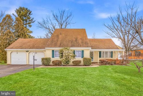 312 Royal Ave, NORTH WALES, PA, 19454-2414 | Card Image