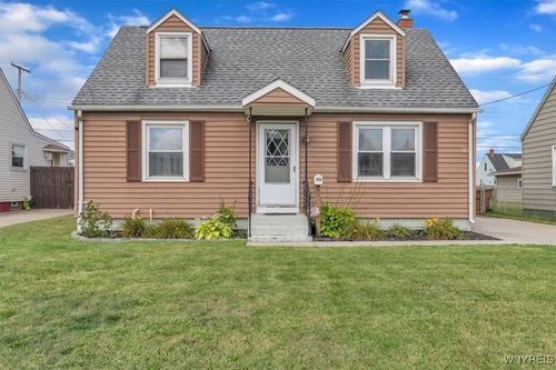 90 Aris Ave, Cheektowaga, NY, 14206-1910 | Card Image