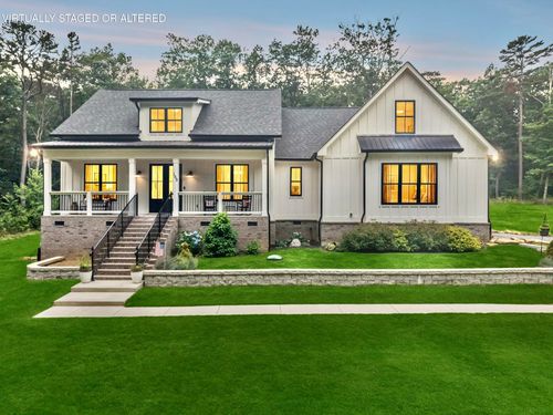 188 Horseshoe Bend Rd E, Signal Mountain, TN, 37377-7122 | Card Image