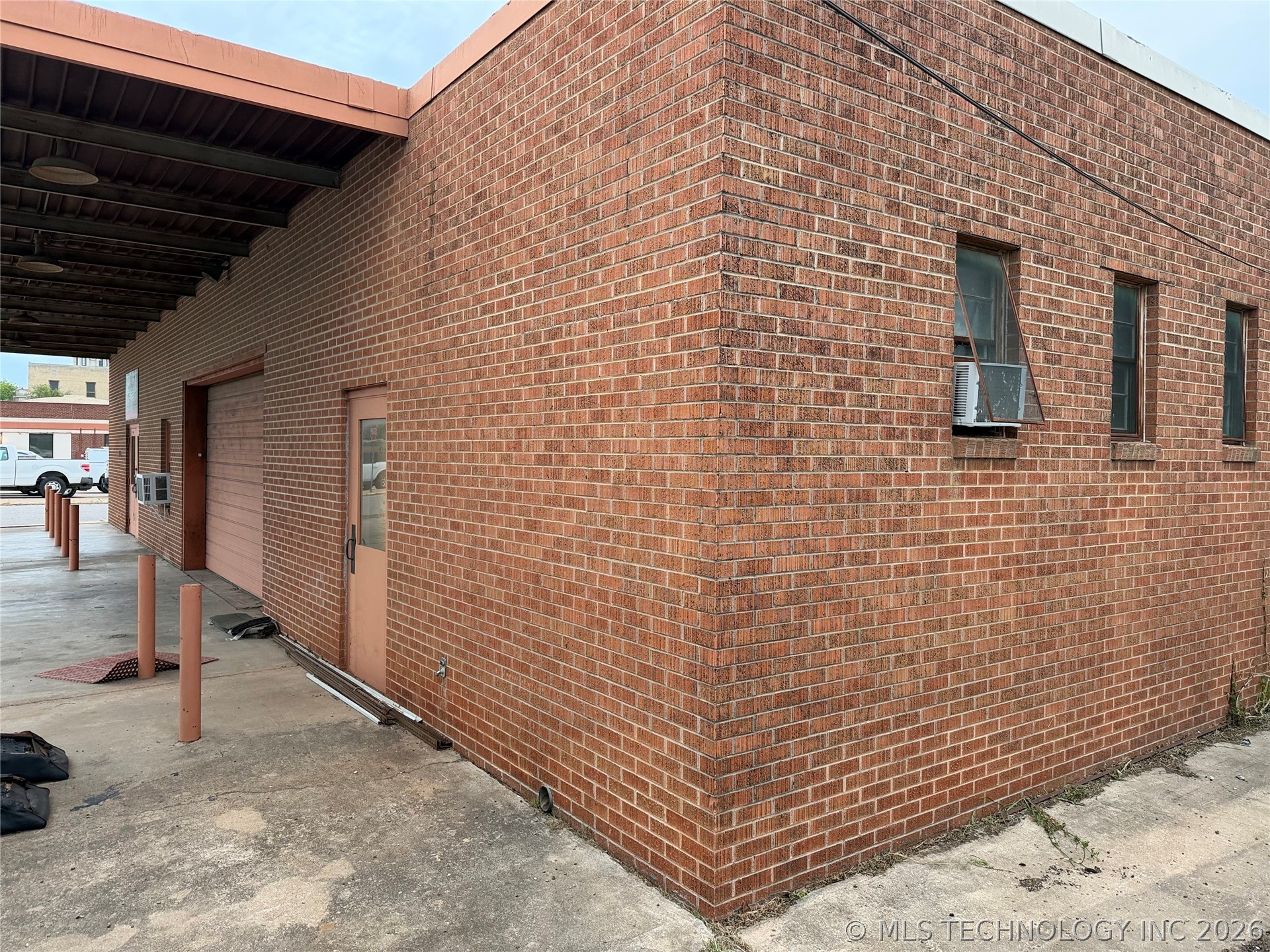 Commercial Sale in Ardmore 3