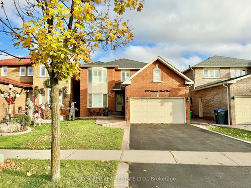 372 Fairview Rd W, Mississauga, ON, L5B3W5 | Card Image