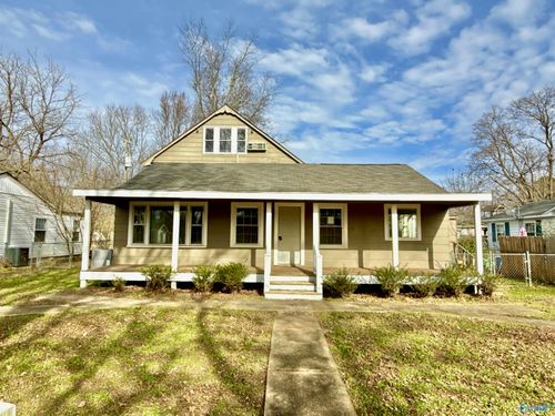 806 2nd Ave, Athens, AL, 35611-1428 | Card Image