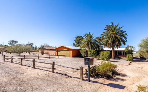 821 N Corinth Avenue, Tucson, AZ, 85710 | Card Image