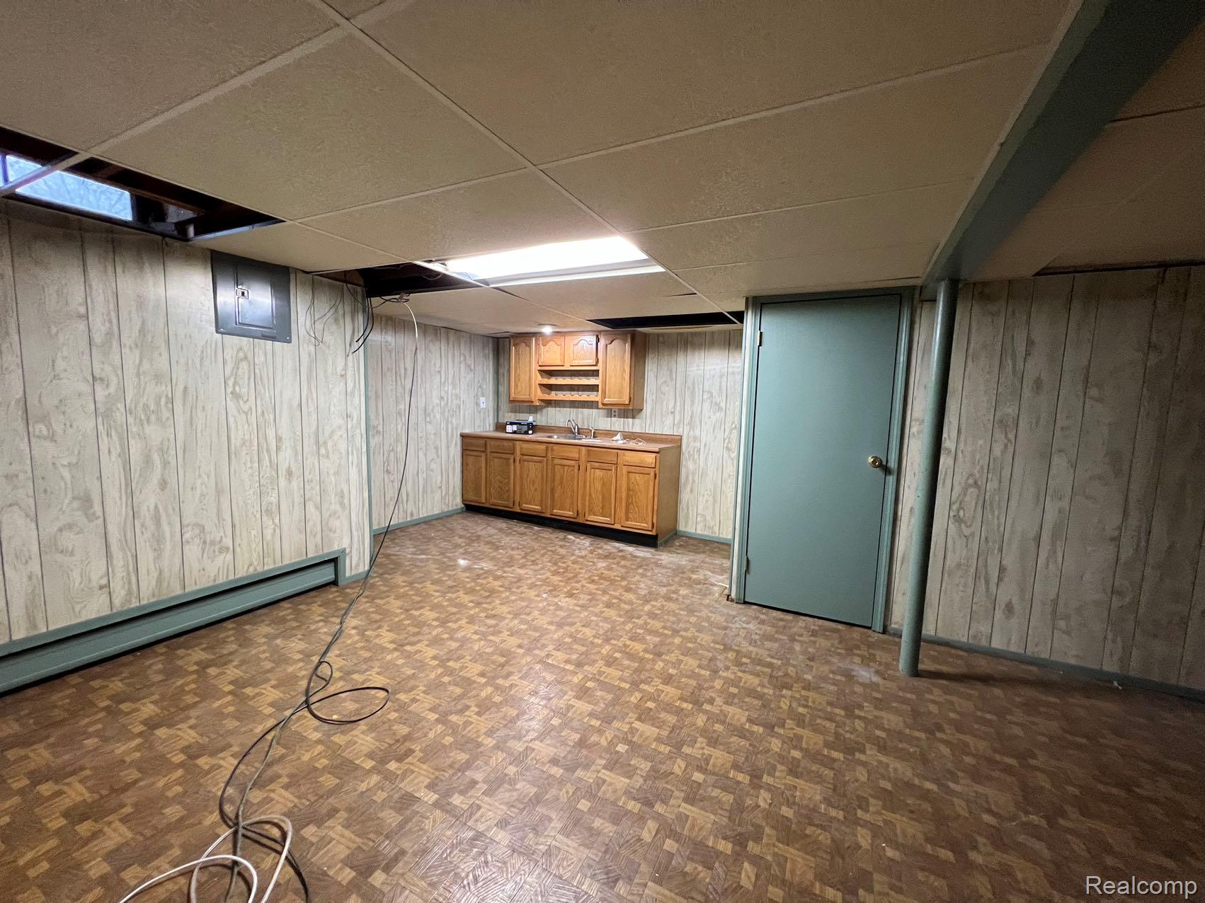 Residential Lease in Livonia 2
